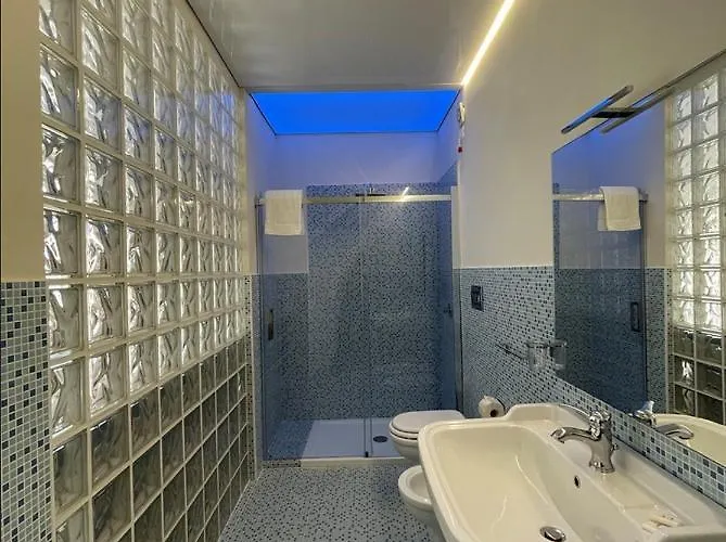 לינה וארוחת בוקר Del Sole 3*