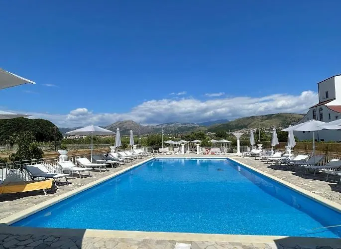 Del Sole לינה וארוחת בוקר 3*