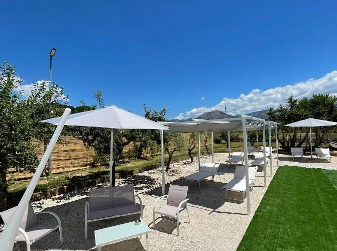 Del Sole סנטה מריה דל צ'דרו