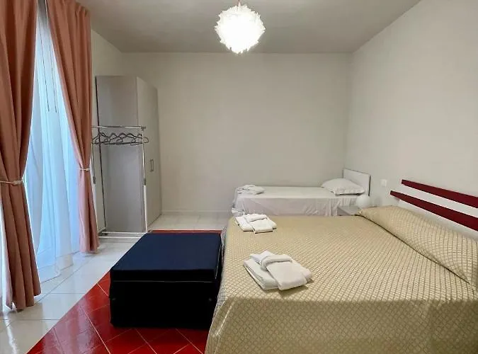 לינה וארוחת בוקר Del Sole