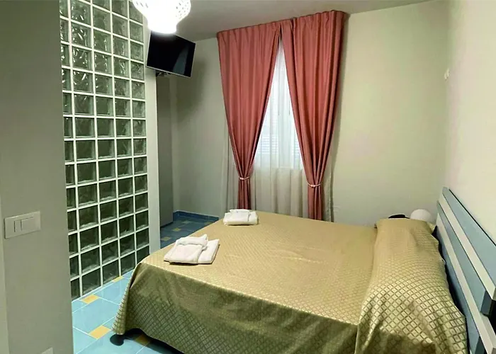 Del Sole לינה וארוחת בוקר סנטה מריה דל צ'דרו