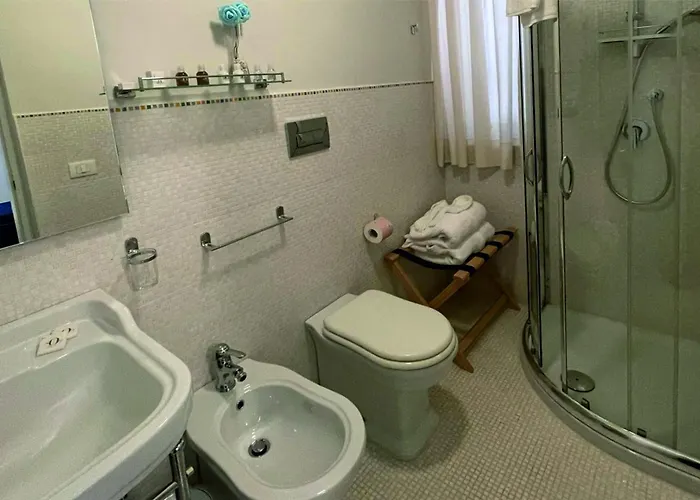 Del Sole סנטה מריה דל צ'דרו