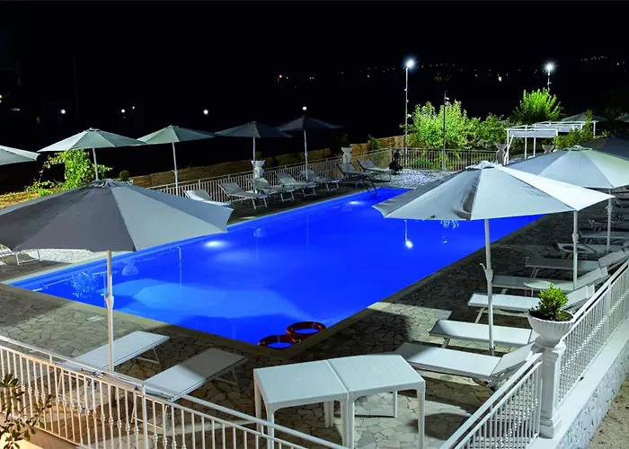 Del Sole סנטה מריה דל צ'דרו