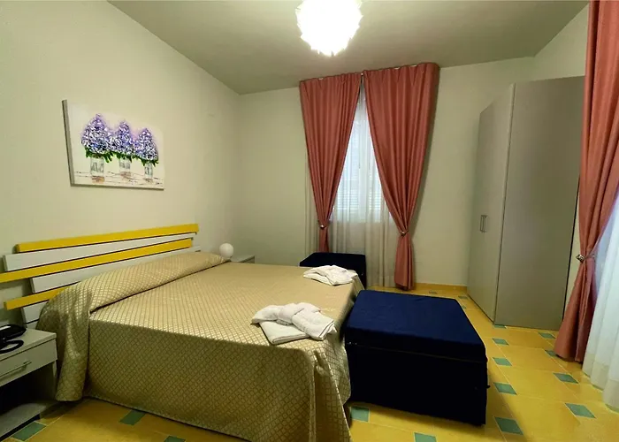 Del Sole לינה וארוחת בוקר