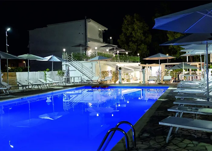 לינה וארוחת בוקר Del Sole 3*