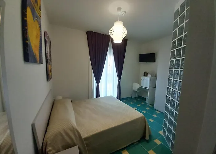 לינה וארוחת בוקר Del Sole