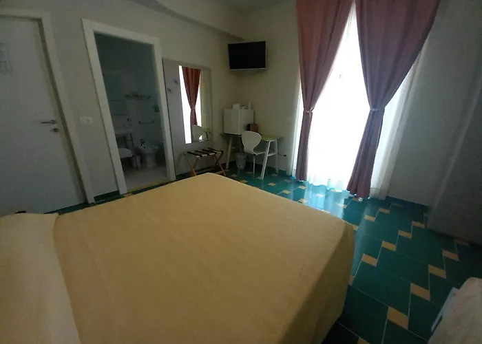 Del Sole לינה וארוחת בוקר סנטה מריה דל צ'דרו